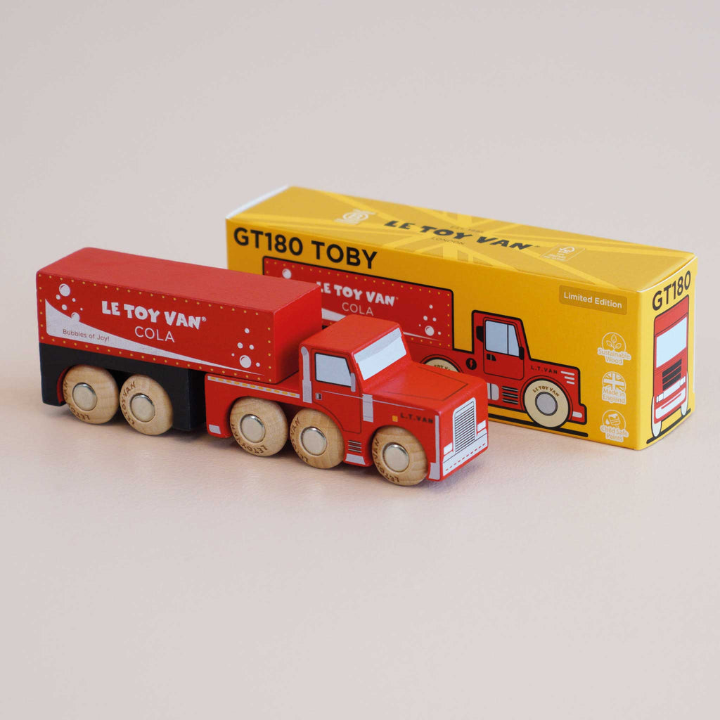 Houten vrachtwagen Toby - nr. 33 - Auto's en voertuigen Le Toy Van - In den Olifant