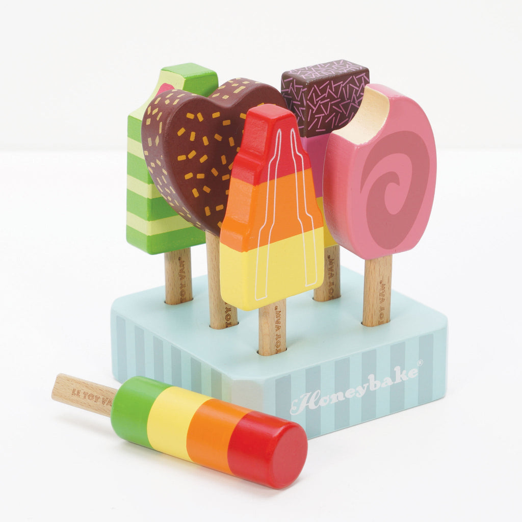 Houten waterijsjes - Speelkeuken en winkeltje Le Toy Van - In den Olifant