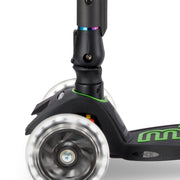 Inklapbare Step Maxi Micro LED Neochrome groen - 5 tot 12 jaar - Steppen Micro Mobility - In den Olifant