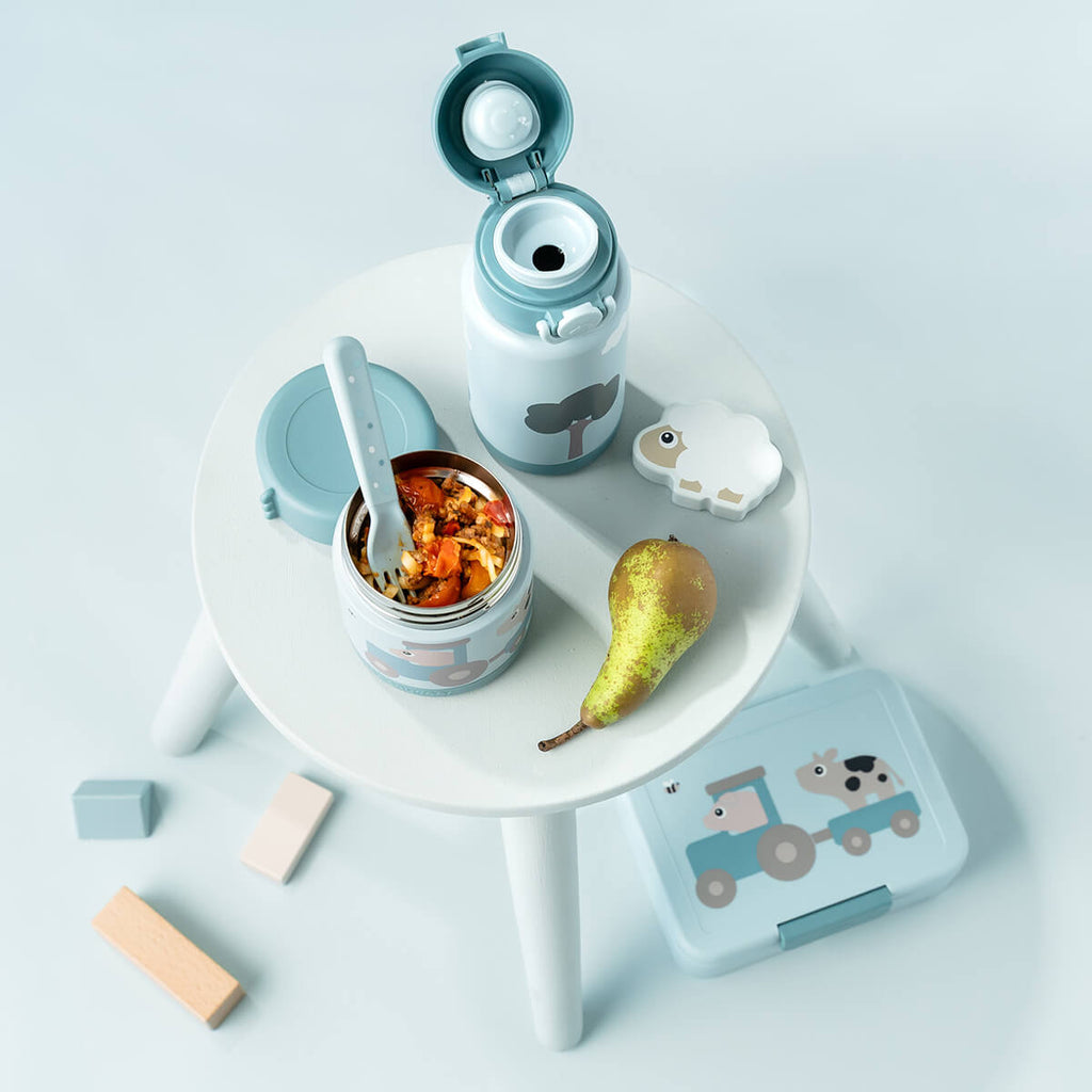 Isothermische drinkfles Tiny farm Blue - 340 ml - Drinkflessen Done by Deer - In den Olifant