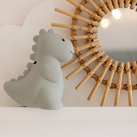 Jeroom Dino SAGE GROEN SPAARPOT LARGE | H 16,5 x 14,9 x 10,8 cm - Spaarpotten AP Junior - In den Olifant