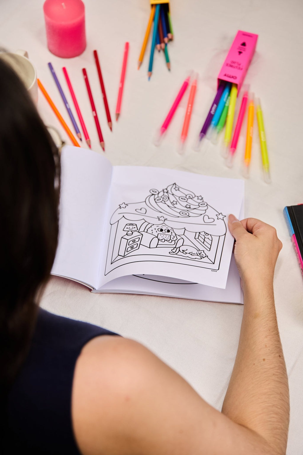 Kleurboek Cozy Art - Kawaii - Kleuren en tekenen Omy - In den Olifant