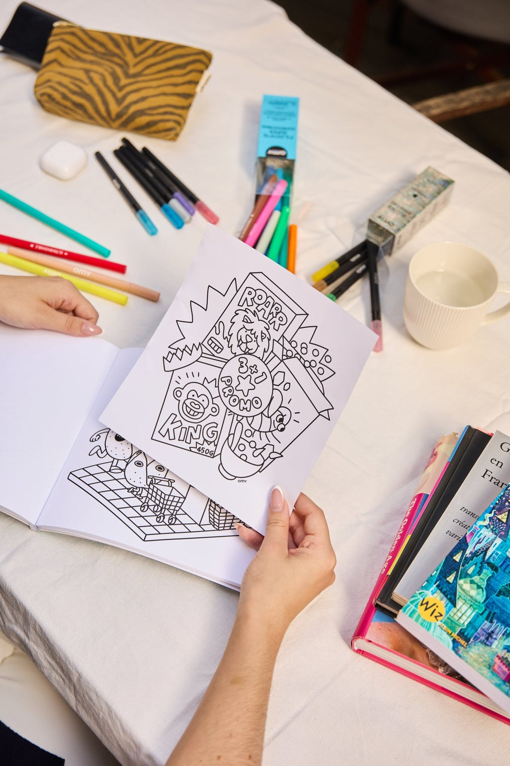 Kleurboek Cozy Art - Supermarket - Kleuren en tekenen Omy - In den Olifant