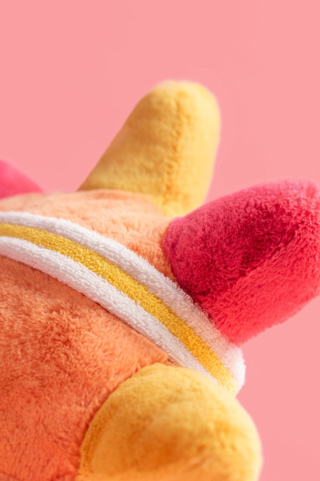 Knuffel Amuseables Sun Roller Skates - 30 cm - Fantasieknuffels Jellycat - In den Olifant