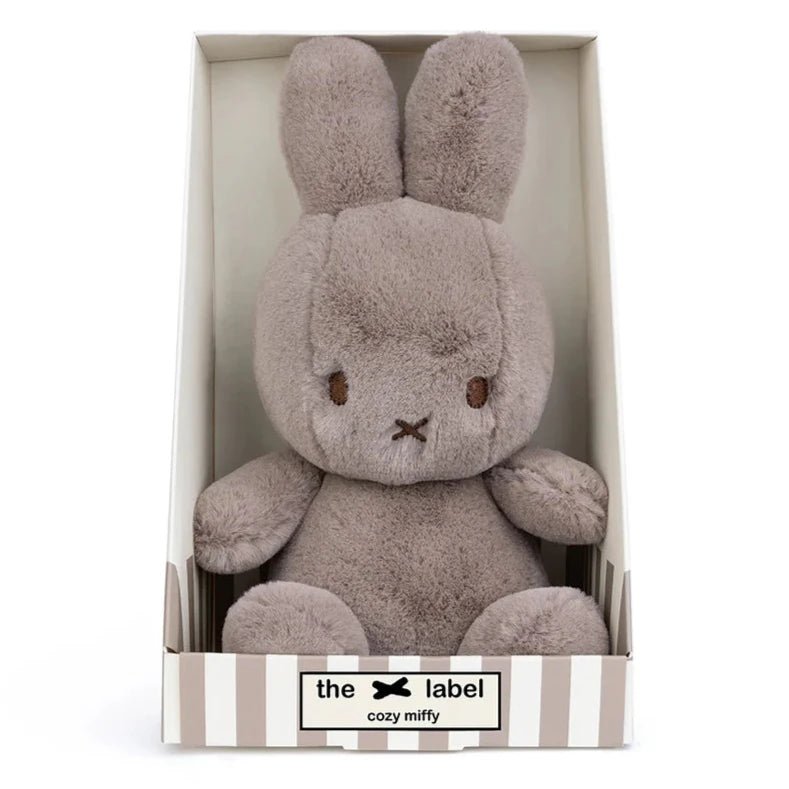 Knuffel konijn Cozy Miffy Taupe In Giftbox - 23 cm - Boerderijdieren Bon Ton Toys - In den Olifant