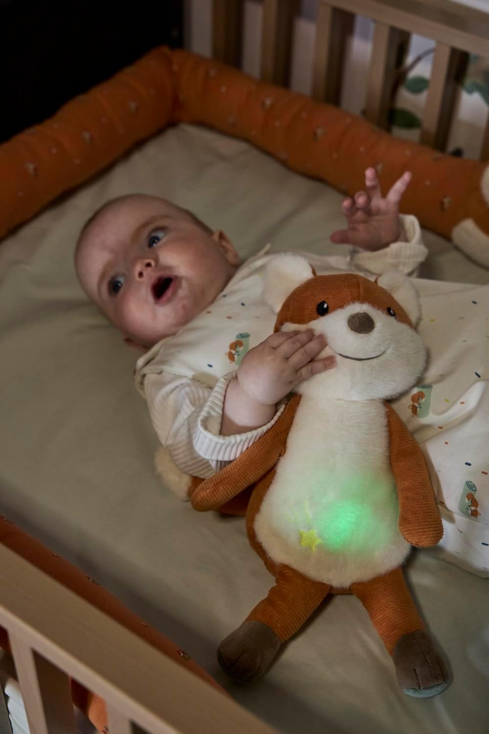 Knuffel met nachtlampje en geluid Vos Filou - 31 cm - Nachtlampjes Sterntaler - In den Olifant