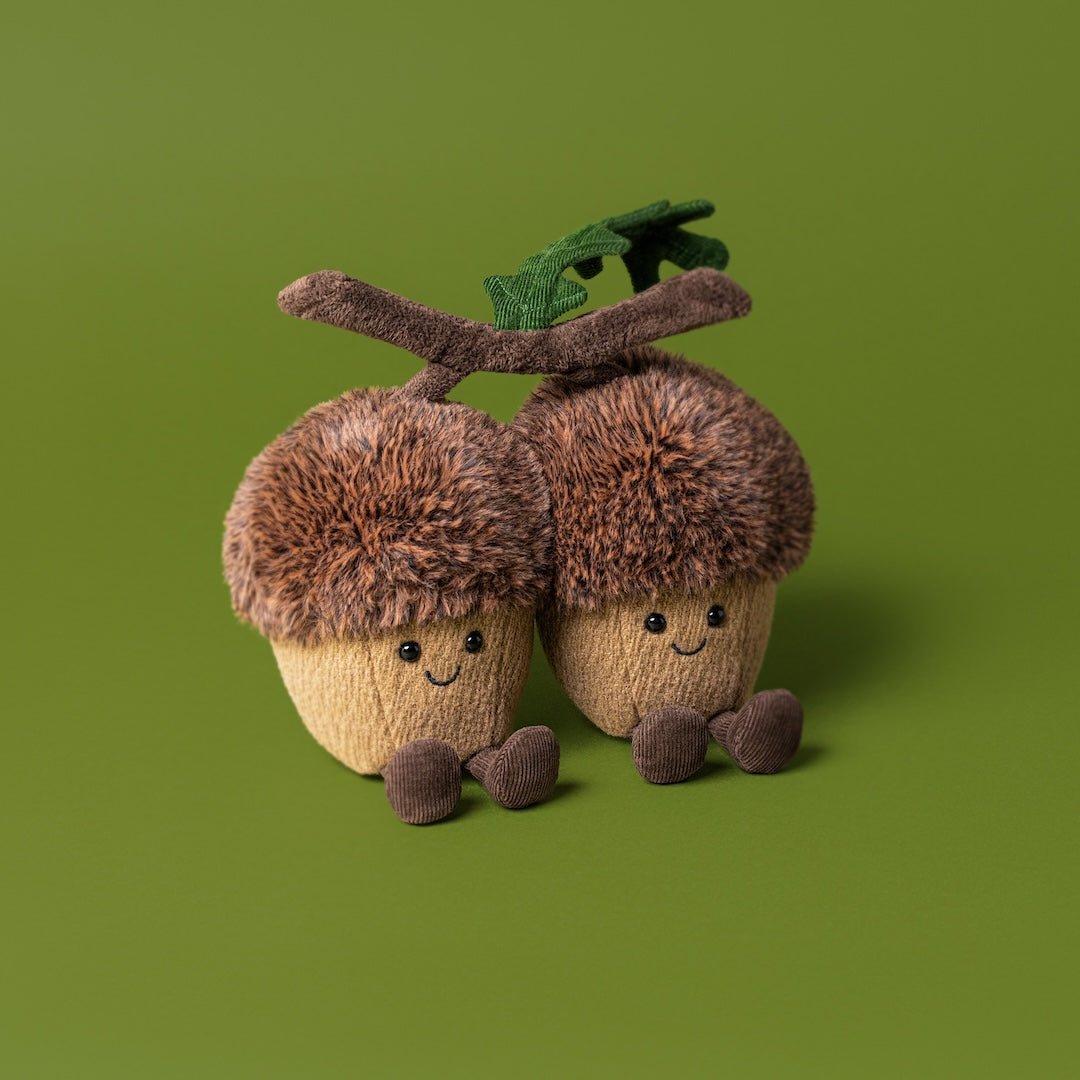 Jellycat Plush Acorns Amuseables Ort & Tum Acorns - 18 cm - In den