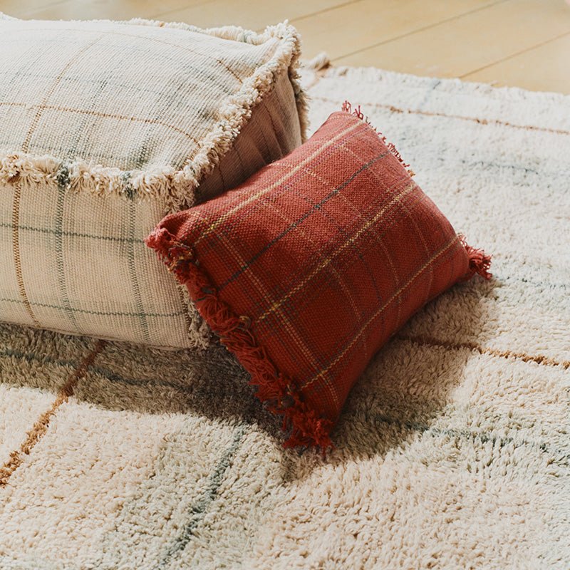 Kussen Handloom Cushion Mapple Red - 25 x 40 cm - Kussens Lorena Canals - In den Olifant