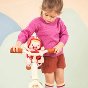 Lappenpop baby en fietszitje Lena - Lappenpoppen Lilliputiens - In den Olifant