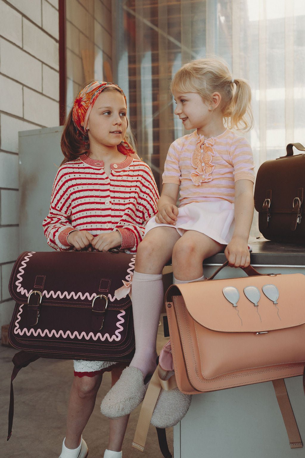 Lederen kleutertas met magneetsluiting - Balloon Peach - Schooltassen Own Stuff - In den Olifant