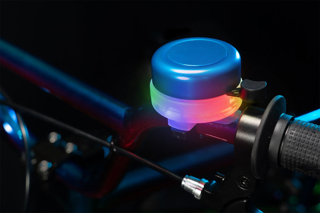 Lichtgevende fietsbel - Lighted Bell Blue - Fietsaccessoires Brightz - In den Olifant