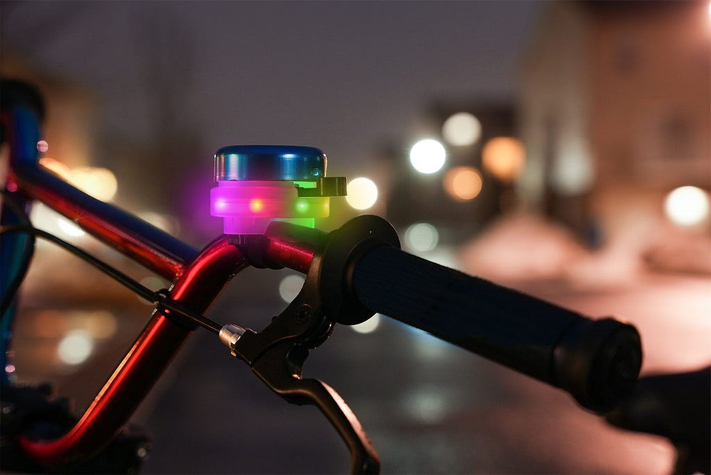 Lichtgevende fietsbel - Lighted Bell Blue - Fietsaccessoires Brightz - In den Olifant