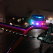 Lichtgevende fietsbel - Lighted Bell Blue - Fietsaccessoires Brightz - In den Olifant