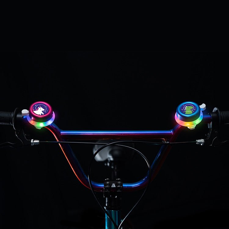 Lichtgevende fietsbel - Lighted Bell Pink - Fietsaccessoires Brightz - In den Olifant