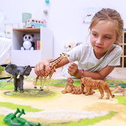 Liggende tijgerin met 3 zoogende welpen - Speeldieren Papo - In den Olifant