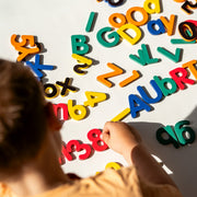 Magnetische letters en cijfers - set van 77 - Magneten en letters Tix&Mix - In den Olifant