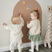 Magnetische muursticker Tix&Mix Brown Sugar + 2 krijtjes - 100 × 70 cm - Muurdecoratie Tix&Mix - In den Olifant