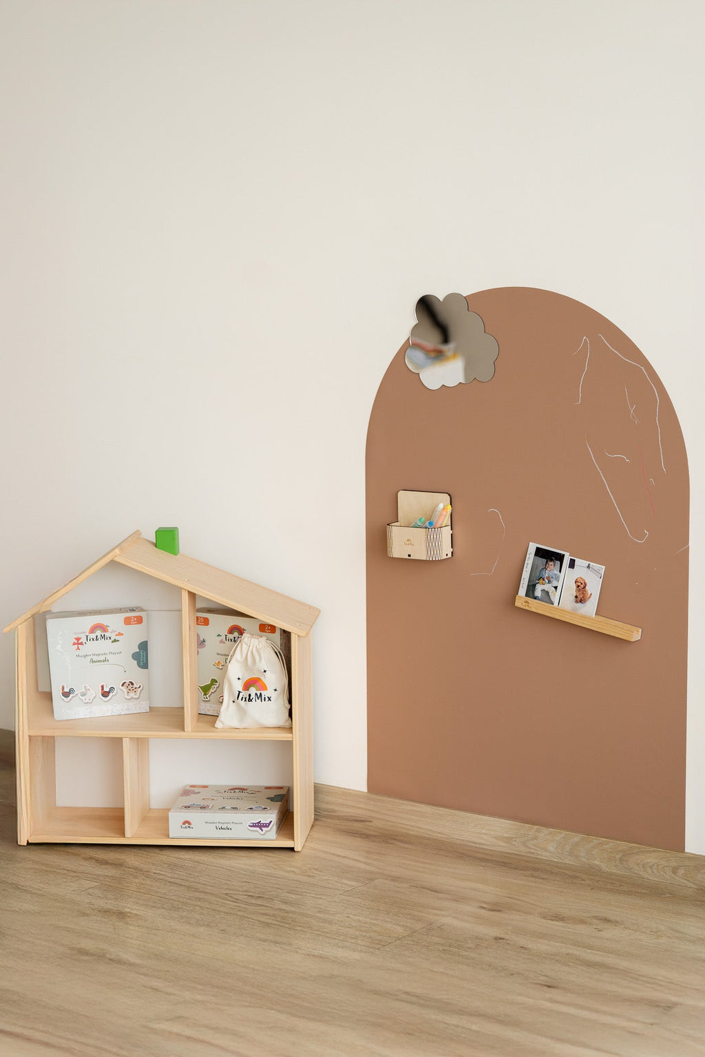 Magnetische muursticker Tix&Mix Brown Sugar + 2 krijtjes - 100 × 70 cm - Muurdecoratie Tix&Mix - In den Olifant