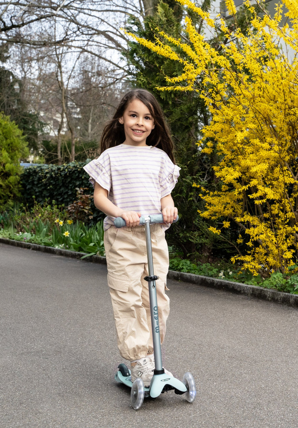 Meegroei step Micro Mini2Grow 4in1 step 2.0 LED groen - 1 tot 6 jaar - Steppen Micro Mobility - In den Olifant