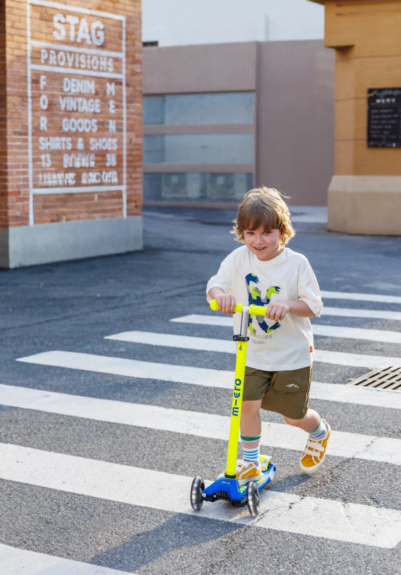 Maxi Micro scooter Deluxe LED blue yellow neon