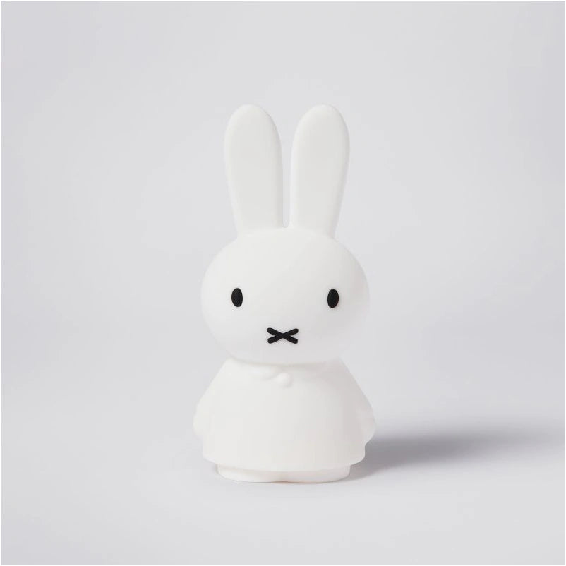 Herlaadbaar nachtlampje Miffy Shines - 22 cm