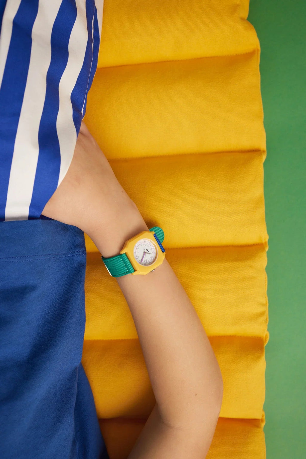 Mini Kyomo horloge - Banana Haven - Uurwerken Mini Kyomo - In den Olifant