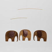 Mobiel n° 71 - Baby Elephants 3 Wood - Mobielen Flensted Mobiler ApS - In den Olifant