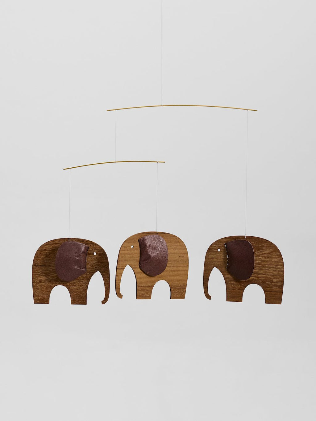 Mobiel n° 71 - Baby Elephants 3 Wood - Mobielen Flensted Mobiler ApS - In den Olifant
