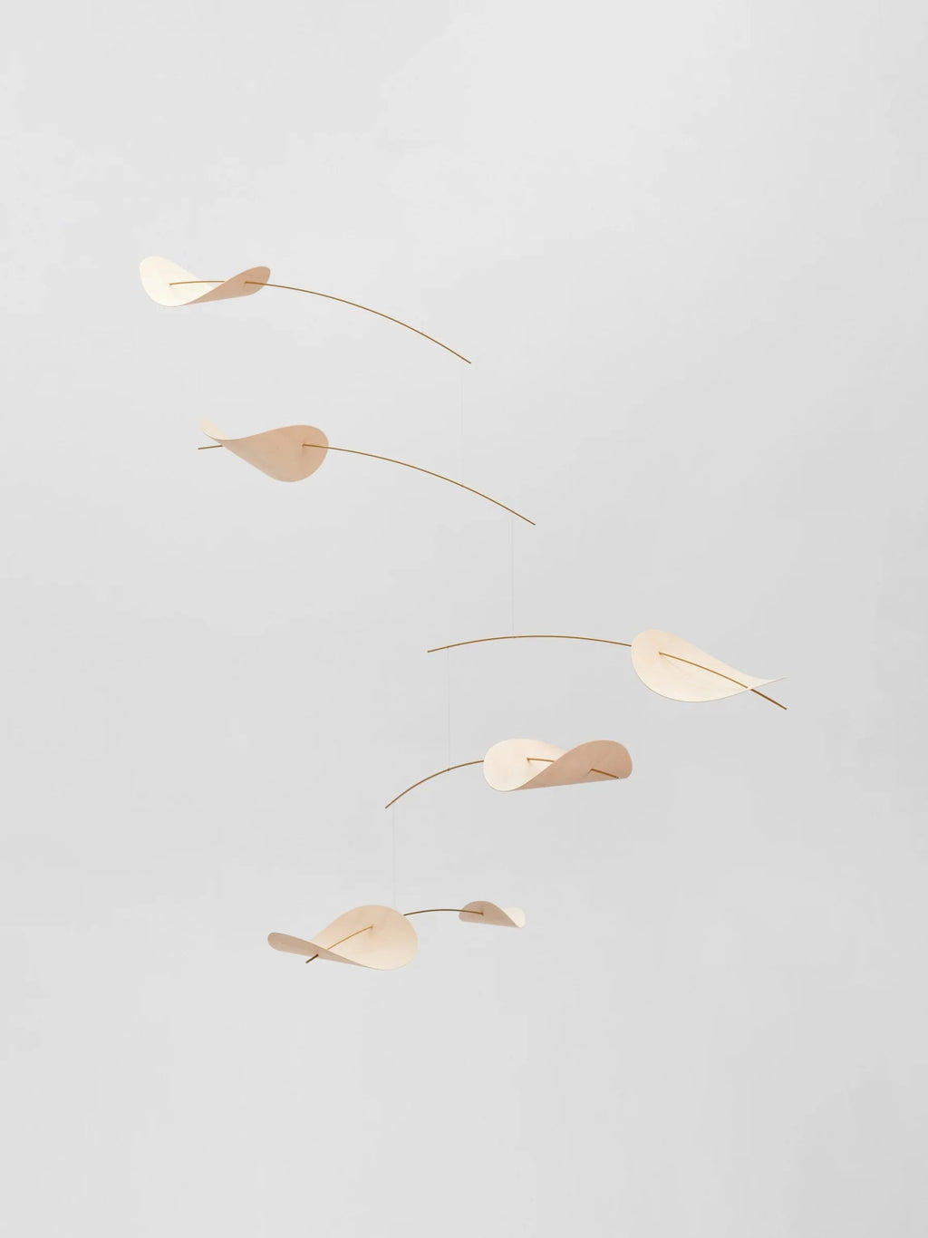 Mobiel n°158 - Drifting Clouds Nature Size L - Mobielen Flensted Mobiler ApS - In den Olifant