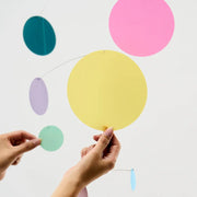 Mobiel n°165 - Confetti Coloured - Mobielen Flensted Mobiler ApS - In den Olifant