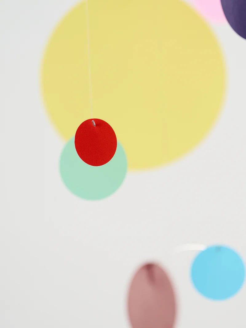 Mobiel n°165 - Confetti Coloured - Mobielen Flensted Mobiler ApS - In den Olifant