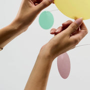 Mobiel n°165 - Confetti Coloured - Mobielen Flensted Mobiler ApS - In den Olifant