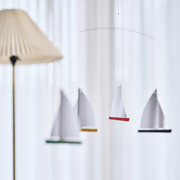 Mobiel N°27 - Dinghy Regatta 5 - Mobielen Flensted Mobiler ApS - In den Olifant