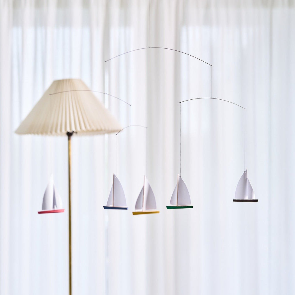 Mobiel N°27 - Dinghy Regatta 5 - Mobielen Flensted Mobiler ApS - In den Olifant