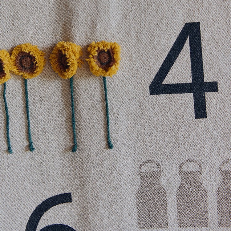 Muurkleed Wall Hanger Farm Numbers - 70 x 100 cm - Muurdecoratie Lorena Canals - In den Olifant