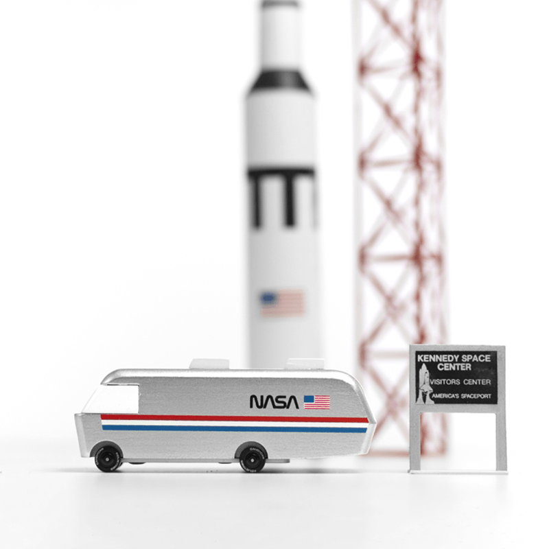 Nasa Astrovan (S101) 13,5X4,1X4,6Cm, Wooden Diecast, In - Speelvoertuigen Candycar - In den Olifant