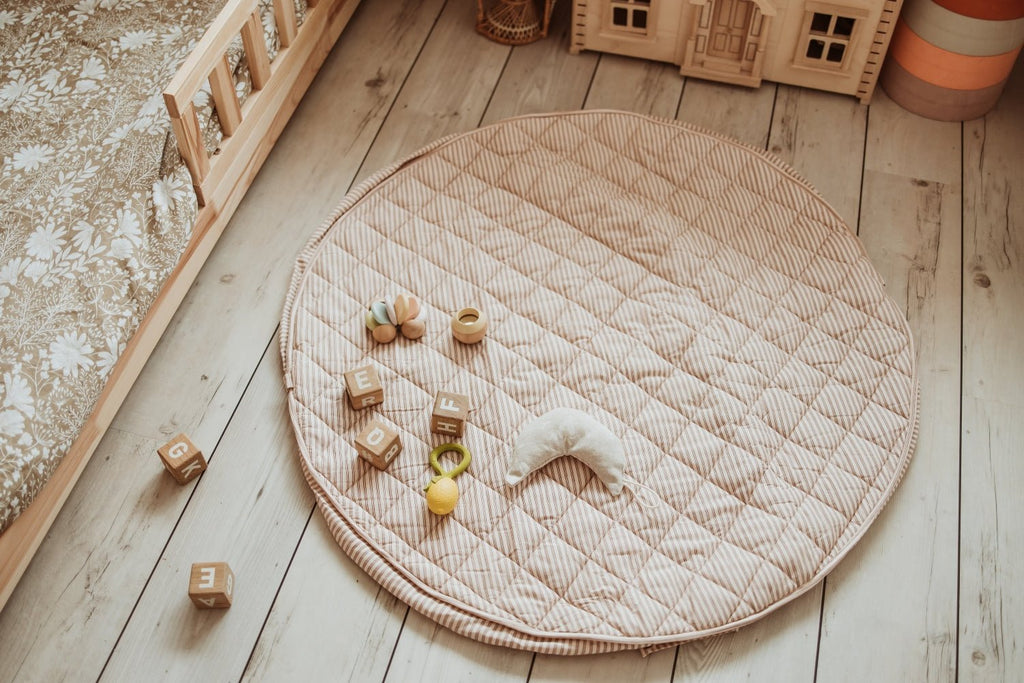 Noomad opbergzak en speelmat - Soft Stripes Brown - Opbergers Play&go - In den Olifant