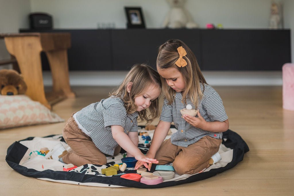 Noomad opbergzak en speelmat - Worldmap Black White - Opbergers Play&go - In den Olifant