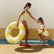 Opblaasbare zwemband Celine Pastel Yellow - 120 cm - Waterspeelgoed Petites Pommes - In den Olifant