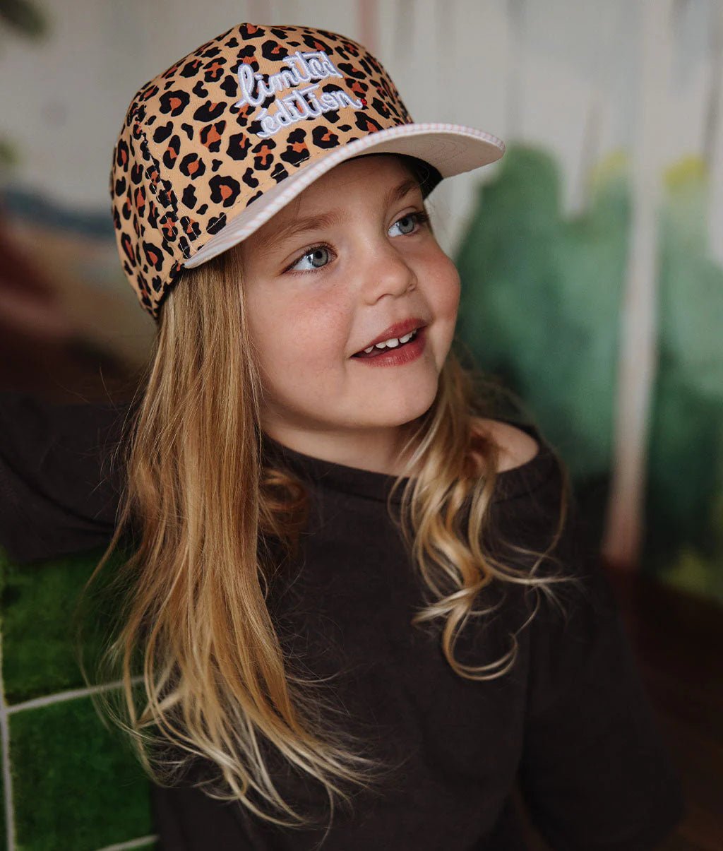 Pet Léopard 6 - Petten & mutsen Hello Hossy - In den Olifant