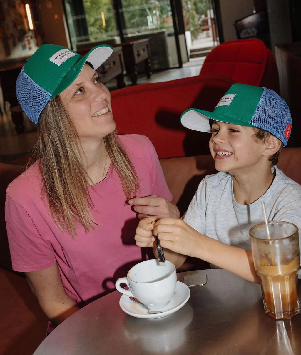 Pet Mini Lawn - Petten & mutsen Hello Hossy - In den Olifant