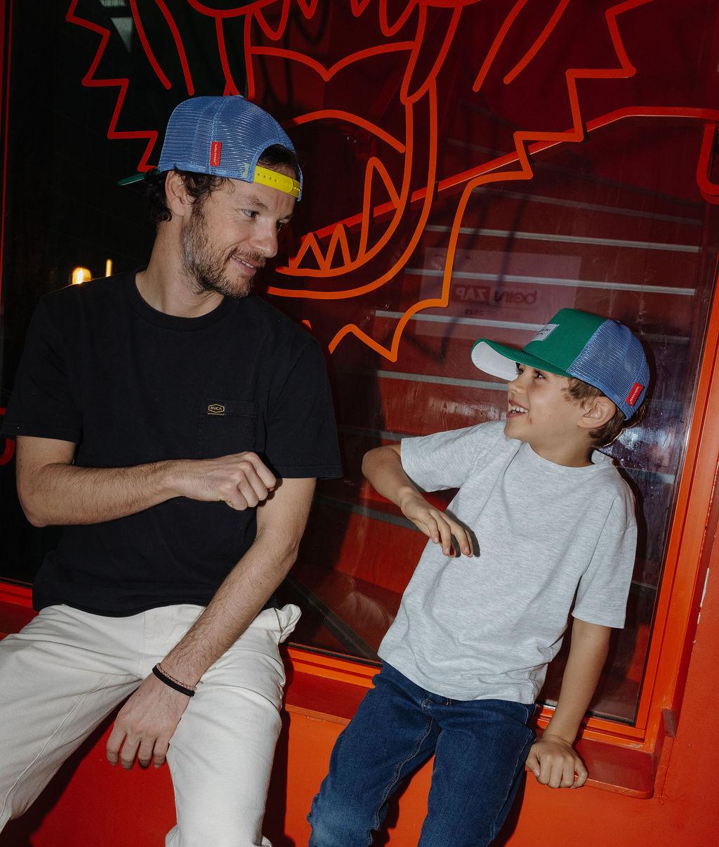 Pet Mini Lawn - Petten & mutsen Hello Hossy - In den Olifant