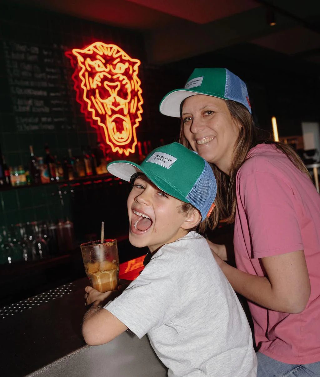 Pet Mini Lawn - Petten & mutsen Hello Hossy - In den Olifant