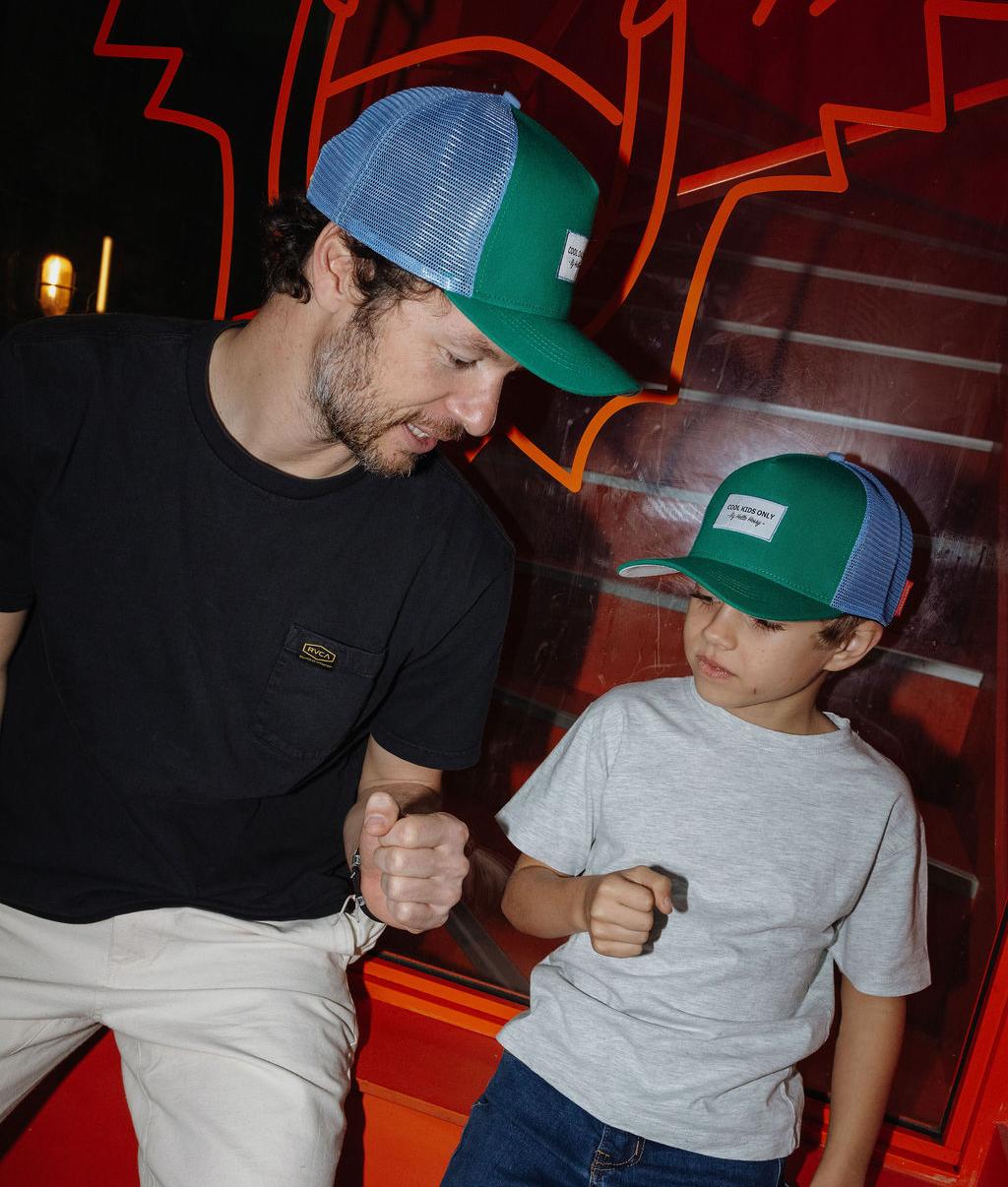 Pet Mini Lawn - Petten & mutsen Hello Hossy - In den Olifant