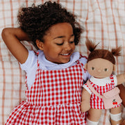 Poppenoutfit Cherry Gingham Outfit Set - 35 cm - Poppenkleding Olli Ella - In den Olifant