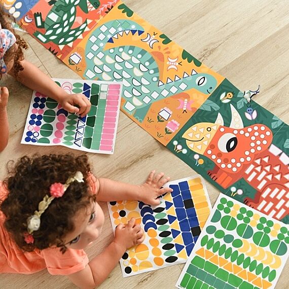 Poster + 520 Stickers Panoramas Dinosaurs | 3 - 6 Jaar - Stickers en stickersets Poppik - In den Olifant