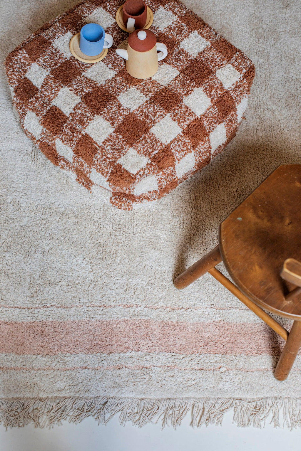 Pouf Vichy Toffee - Kinderzetels en poefs Lorena Canals - In den Olifant