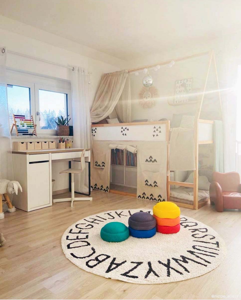 Rond ABC Tapijt Naturel Zwart - 150 cm - Tapijten Lorena Canals - In den Olifant