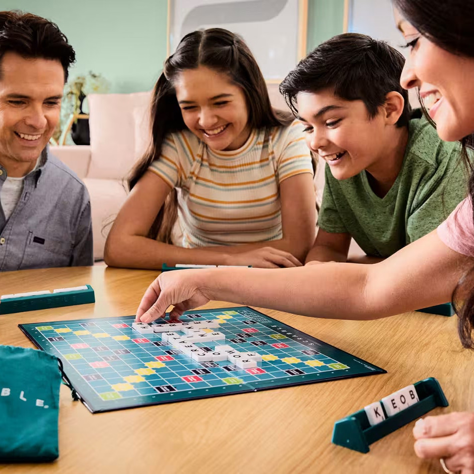 Scrabble met houten letters - 2 spellen in 1