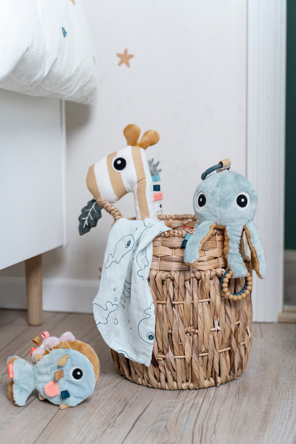 Sensorisch babyboekje - Sea friends Colour mix - Babyboekjes Done by Deer - In den Olifant